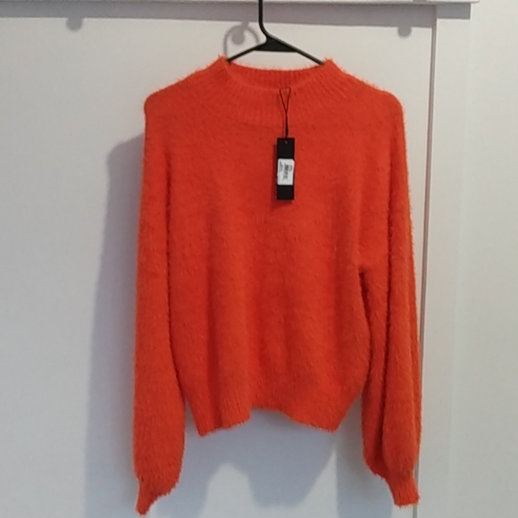 Lucy Paris Sweaters - Gorgeous Lucy Paris sweater size medium nwt !